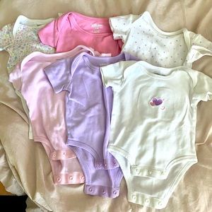 Newborn onesies !